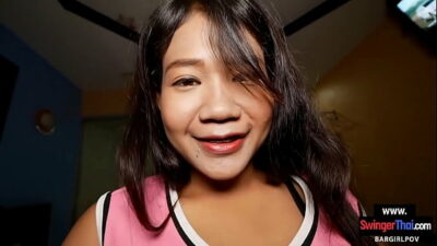 Amateur Thai teen cutie enjoys sex with a big cock white foreigner