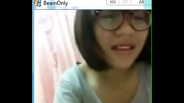 น้องบีม สาวแว่น ใช้ขวดโรลออนเบ็ดหี