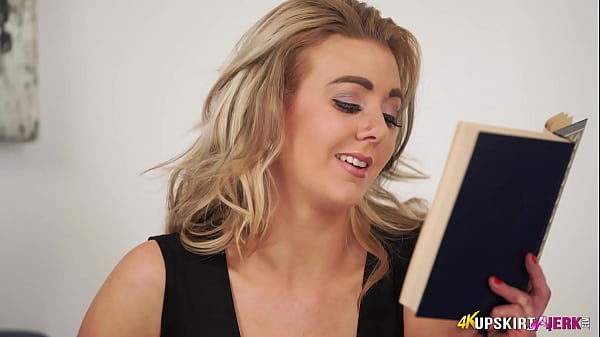 Hot Blonde Babe Rubs Her Juicy Pussy Knowing You’ll Be Wanking Your COCK!