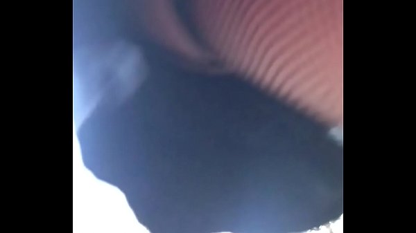 Putita de uni en liguero y medias de red 2/2