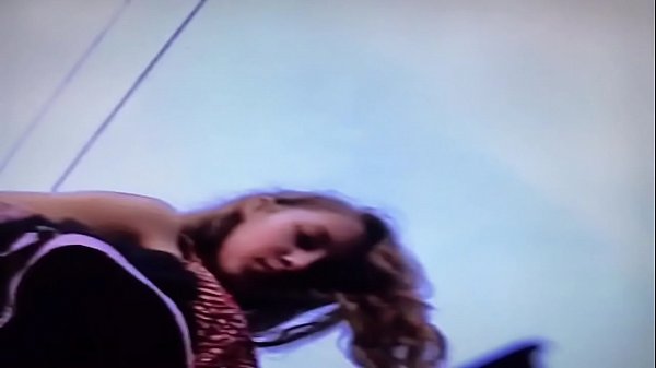 Upskirt teen in Chicago midway bus stop